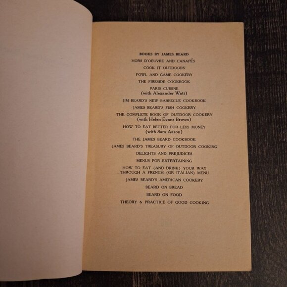 James Beards Fowl Game Bird Cookery Paperback 1970s Cook Book Chick Turkey Duck - Picture 3 of 9